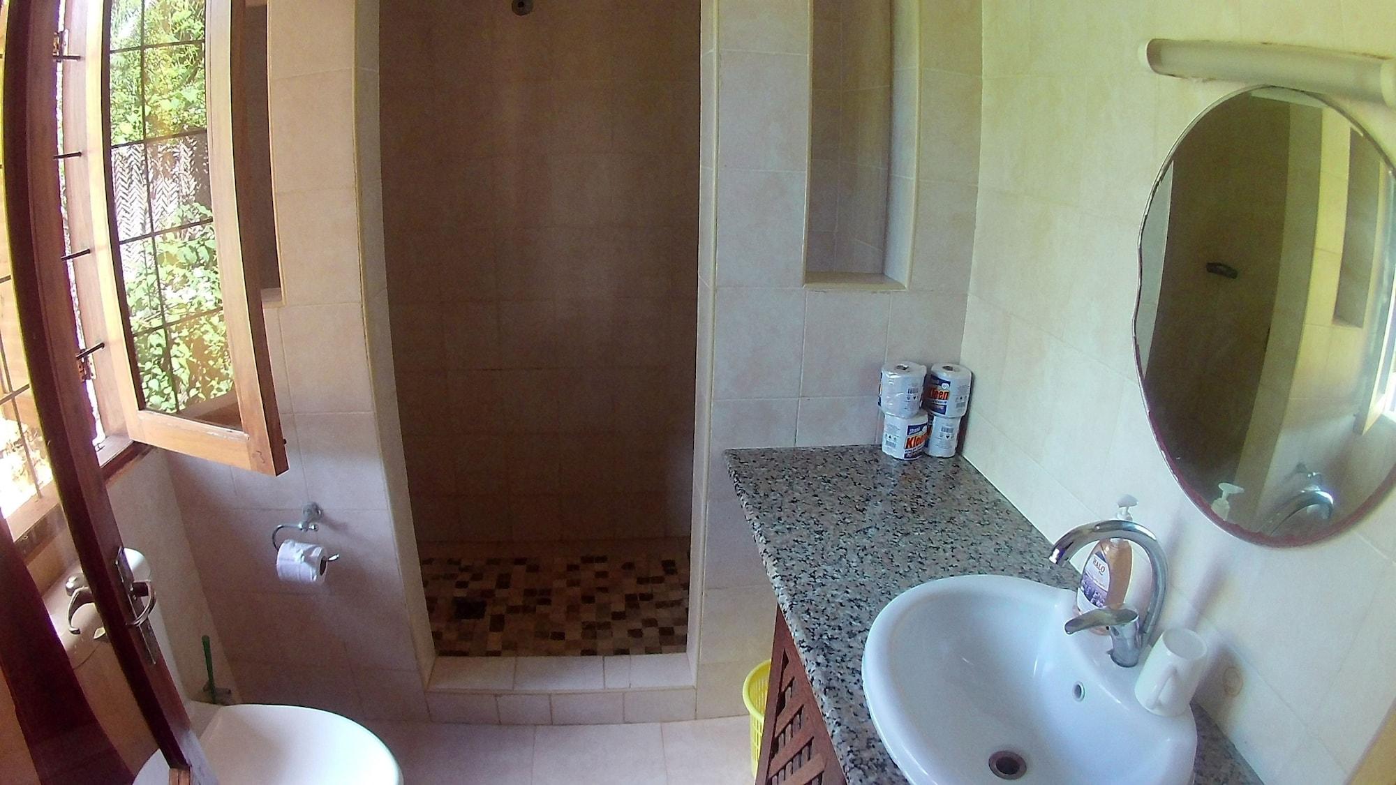Waikiki Resort Pwani Mchangani Dış mekan fotoğraf
