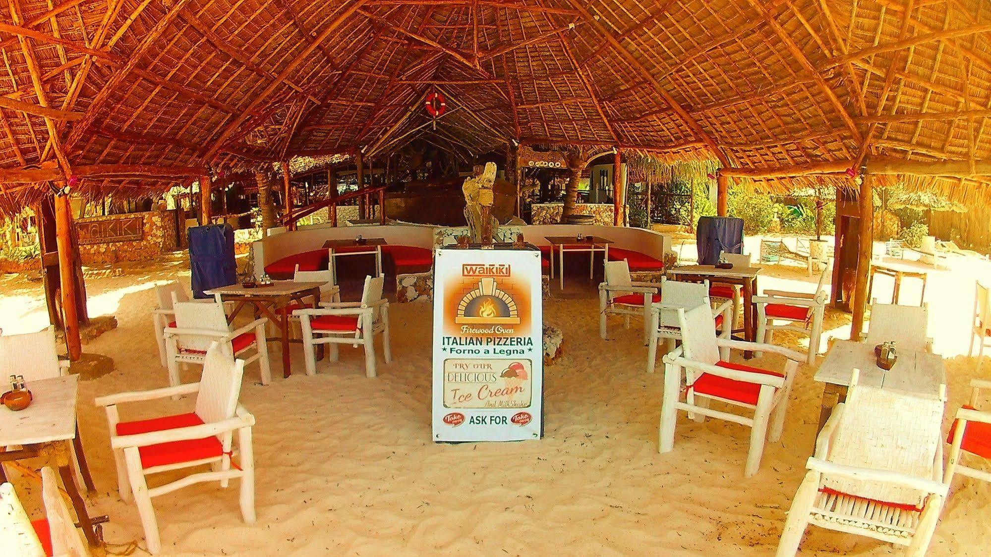 Waikiki Resort Pwani Mchangani Dış mekan fotoğraf